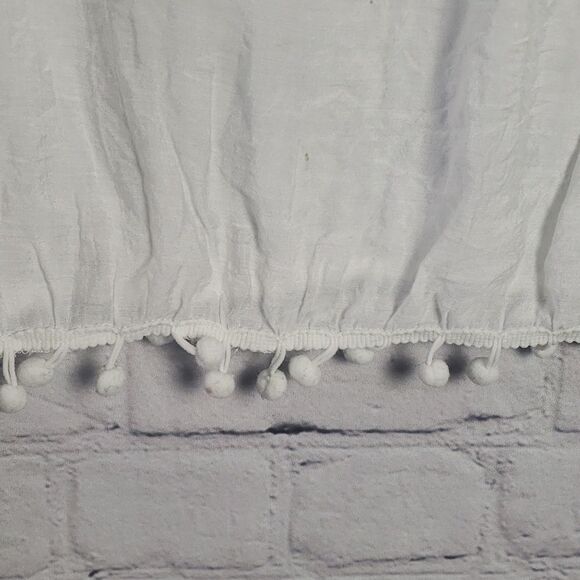 White Blouse  - Picture 11 of 11